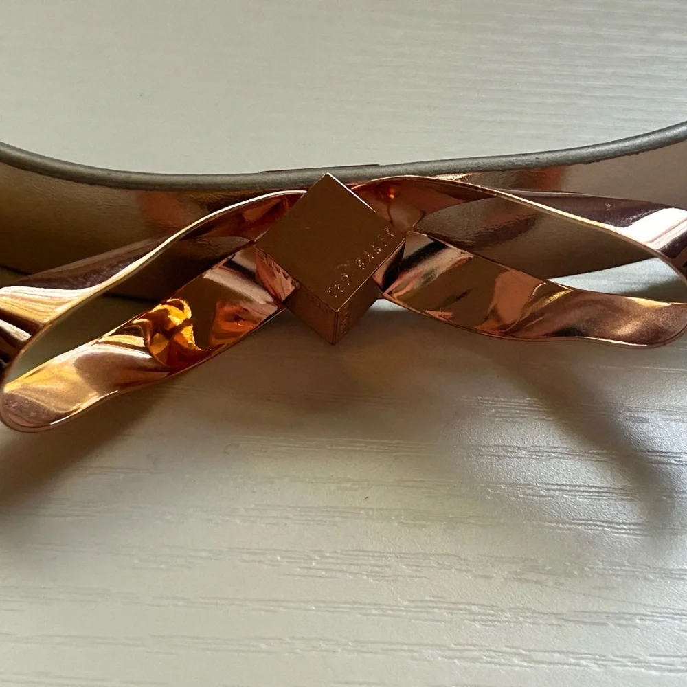 TED BAKER London‎ Women's Bow Leather Belt Rose Gold Size Small